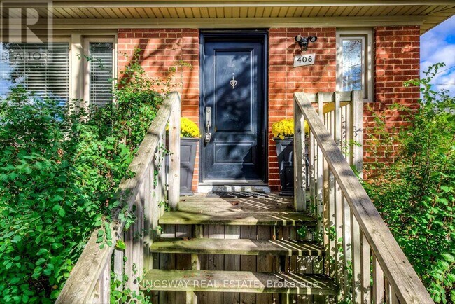 Photo du bâtiment - 408 Lanor Ave