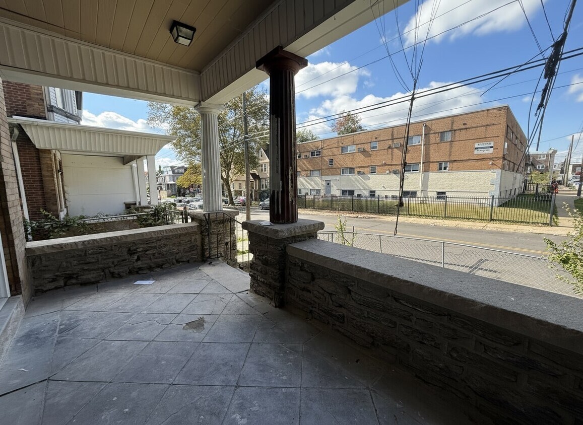 Photo - 4917 N 13th St-1