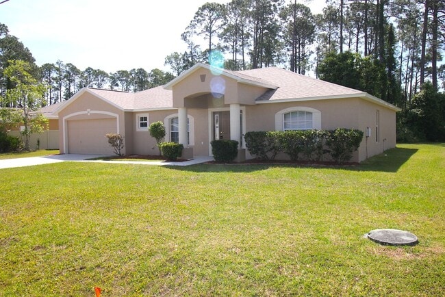 Foto del edificio - Spacious 3 Bed 2 Bath 2 Car Home for Rent in Palm Coast!