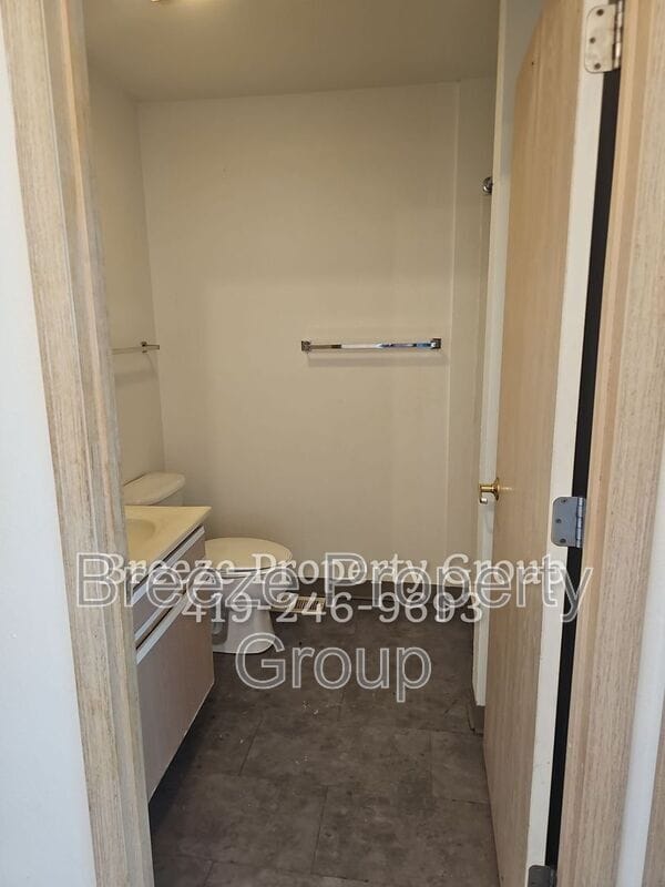 Building Photo - 332 14th St