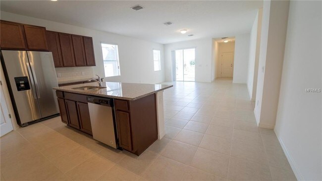 Foto del edificio - 6407 Flat Lemon Dr