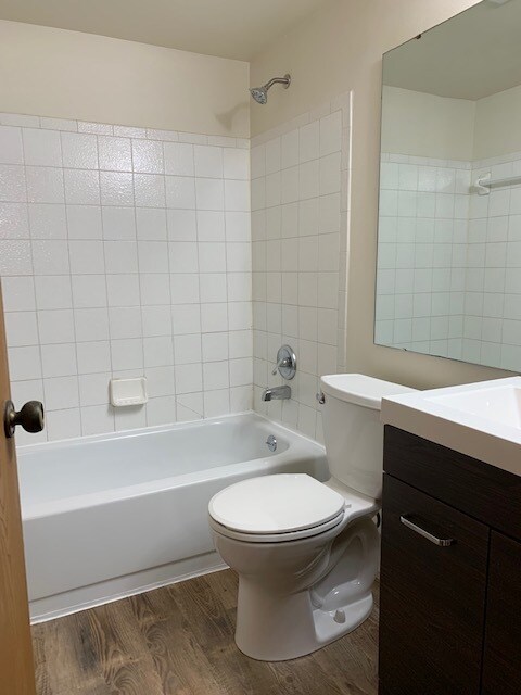 bathroom - 12130 Natural Bridge Rd