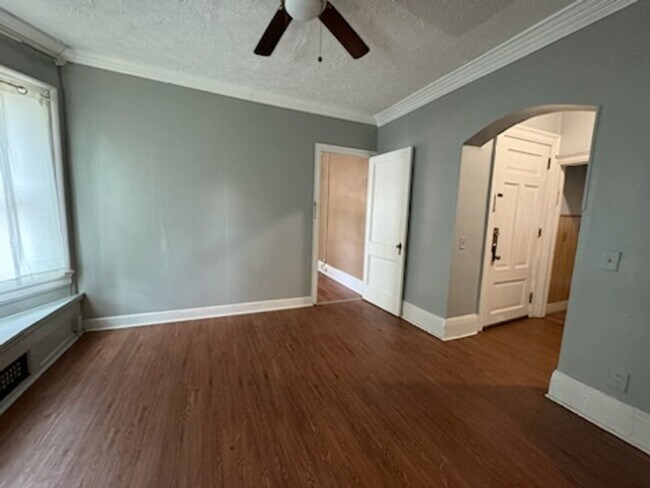 Building Photo - 31 Normandy Ave