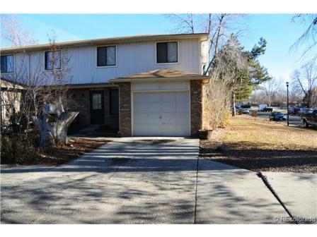 Foto principal - COZY END UNIT TOWN-HOME IN LONGMONT AVAILA...