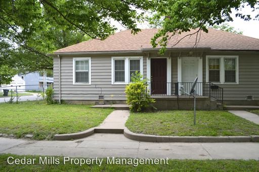 Primary Photo - 945 S Main St