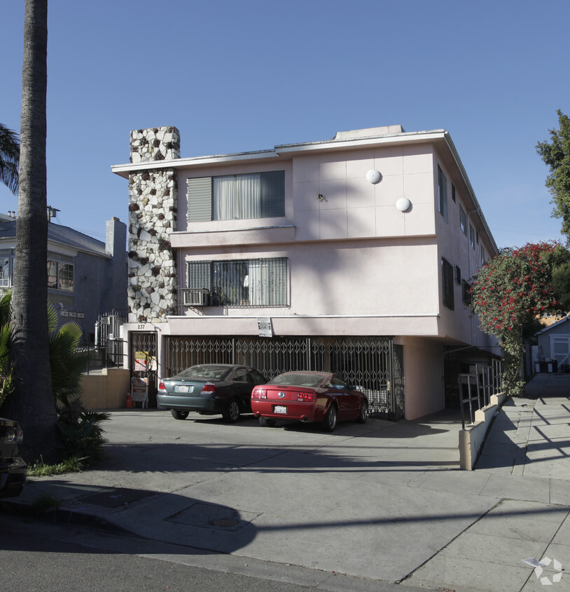 Building Photo - 237 N Catalina St