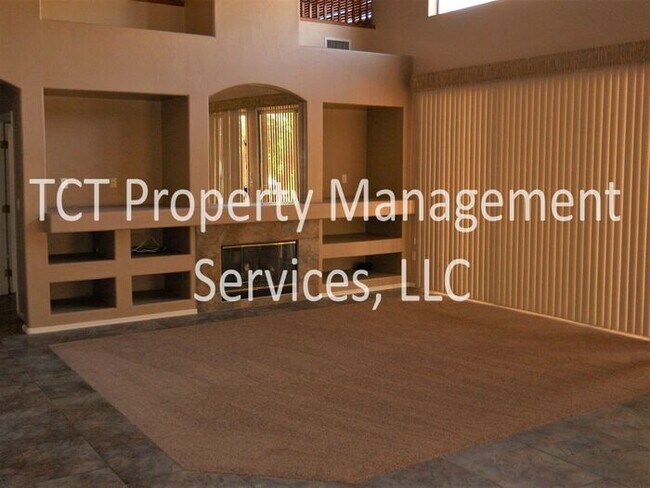 Building Photo - Gorgeous Home in Superstition Springs Village