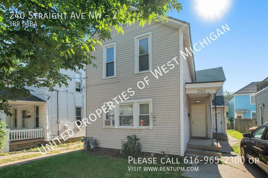 Foto principal - Available Now | Spacious 1 Bedroom, 1 Bath...