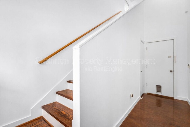 Foto del edificio - 906 Andrews St