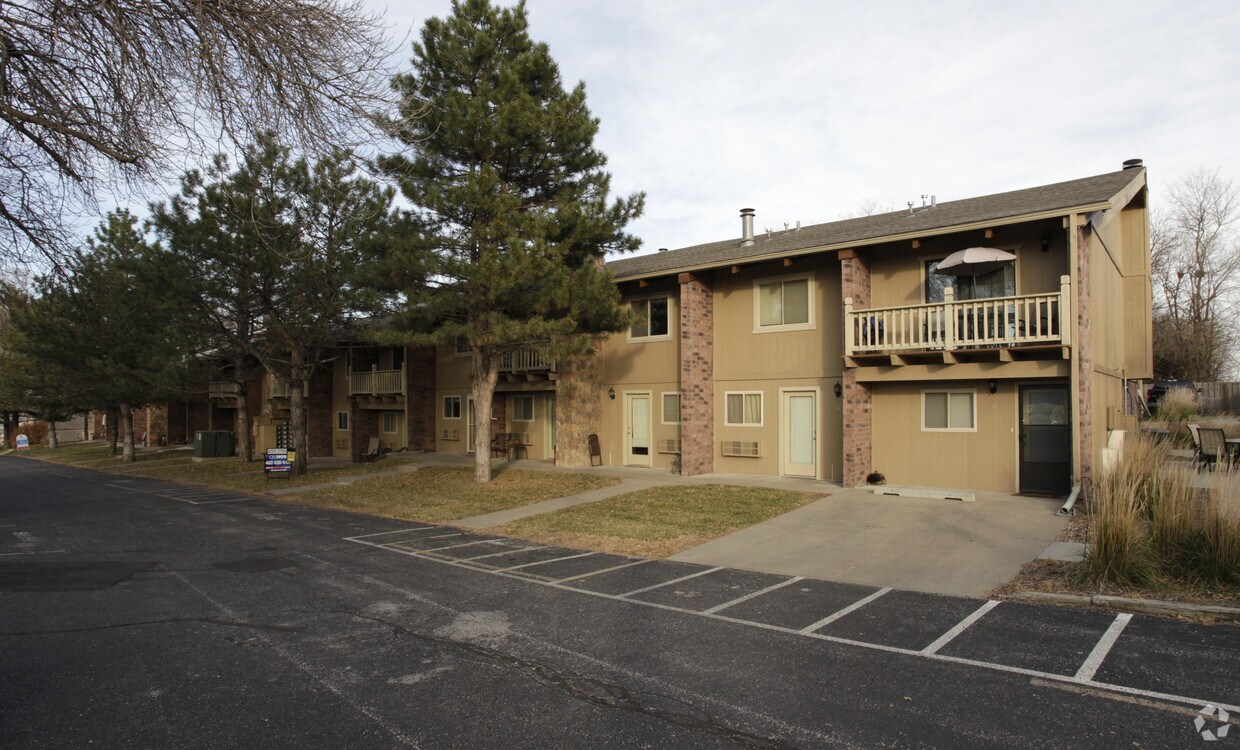 Aspen Condos Apartments in Omaha, NE