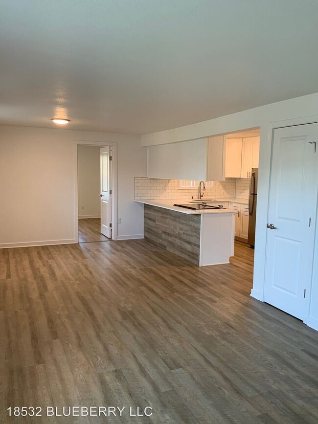 Building Photo - 18532 Blueberry Ln