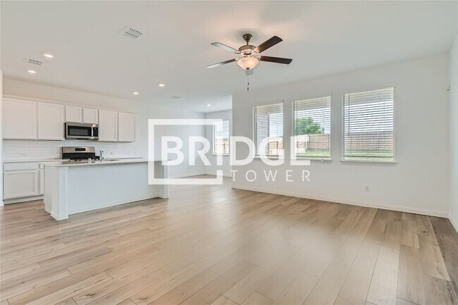 Foto del edificio - 14756 Mainstay Way