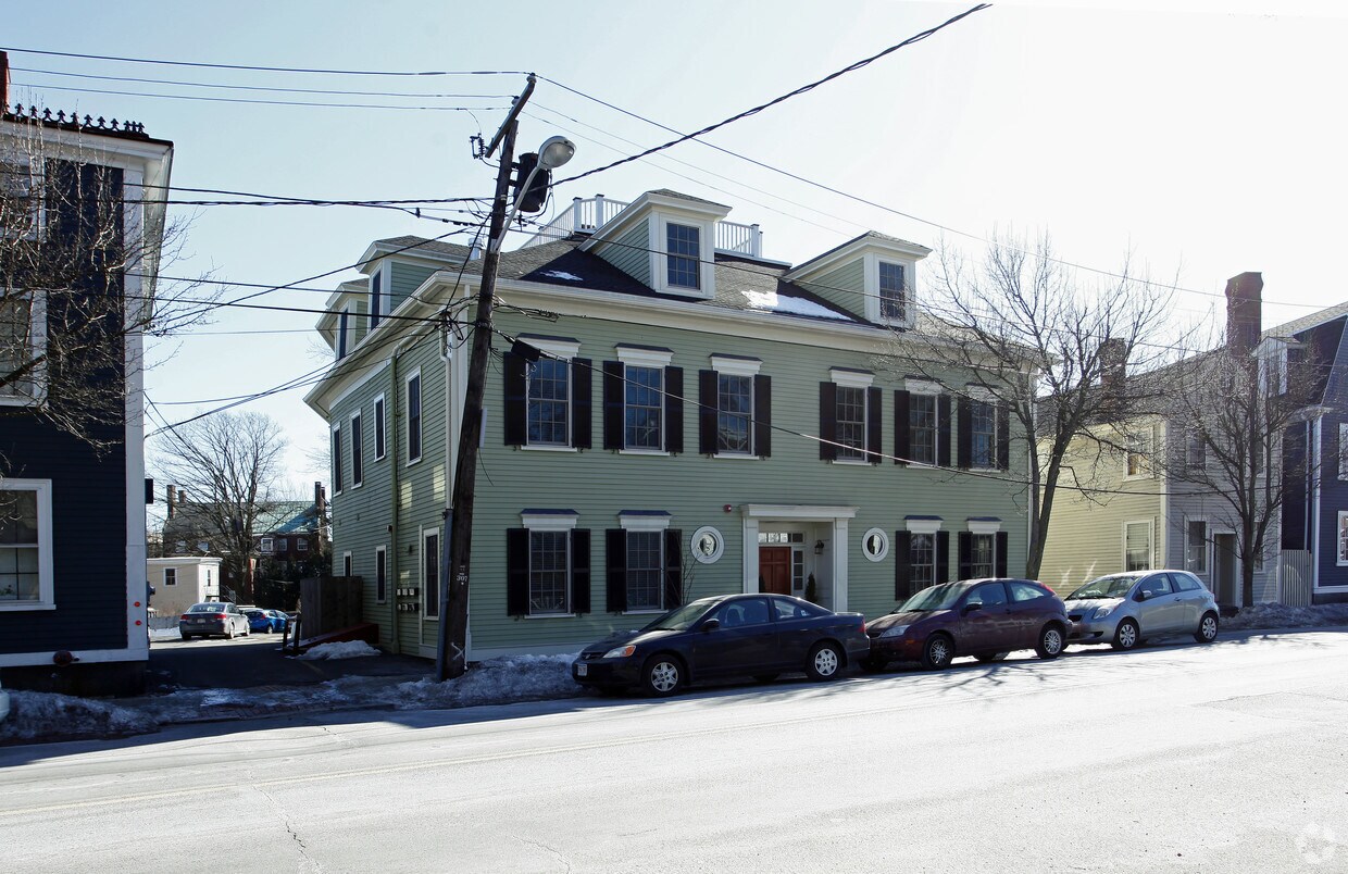 Primary Photo - 315-317 Essex St