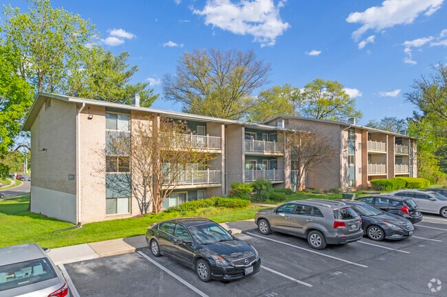 Building Photo - Fox Rest