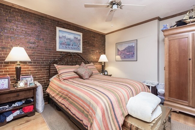 Unit Bedroom - 176-178 North St