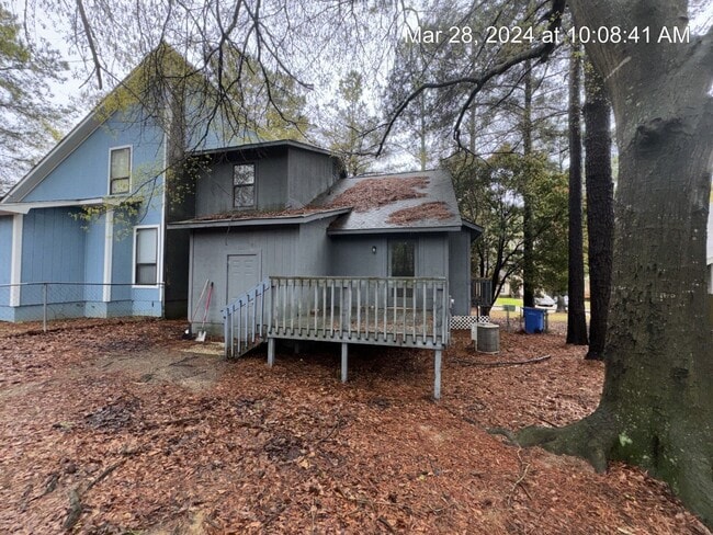Building Photo - 6468 Kelmscot Ct