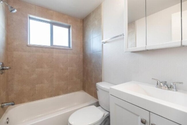 Foto del edificio - 6985 Stuart St