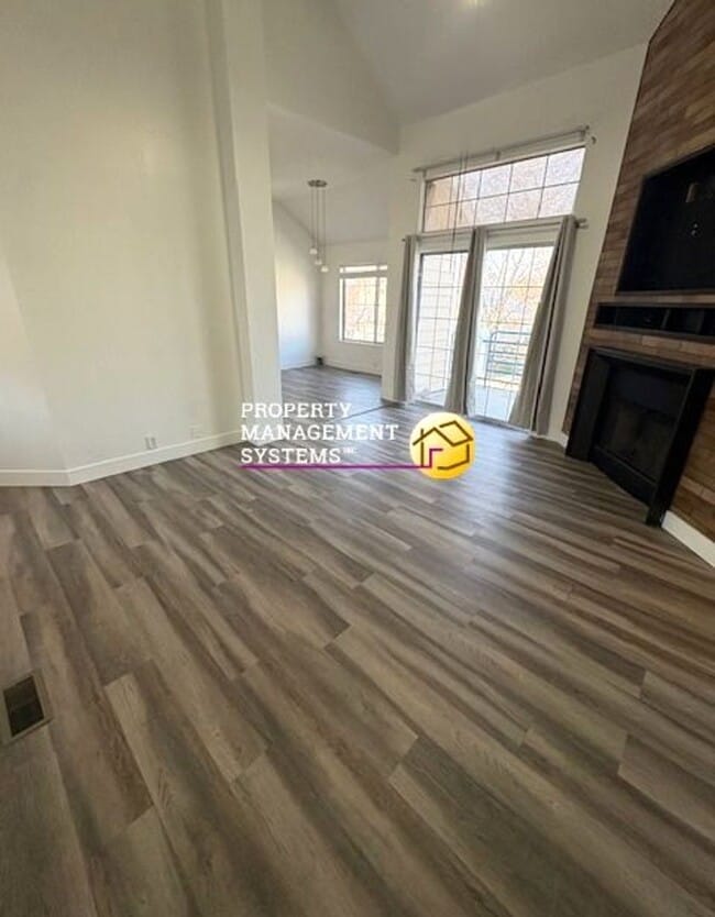 Building Photo - 1468 Coastal Ct