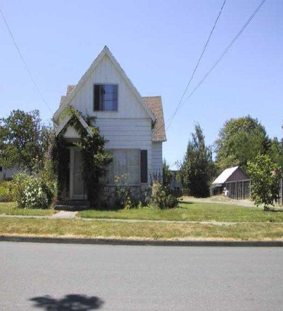 Vacant casa unifamiliar - Martha Washington Apartments