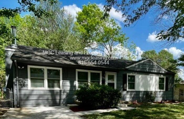 Foto principal - SINGLE FAMILY HOME WITHIN WALKING DISTANCE...