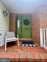 Building Photo - 702 Cloverfields Dr