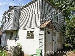 Building Photo - 2210 Berkley Ave SW