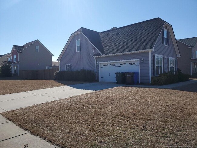 Foto del edificio - 1107 Ronald Reagan Drive