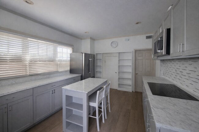 Foto del edificio - 1613 King St