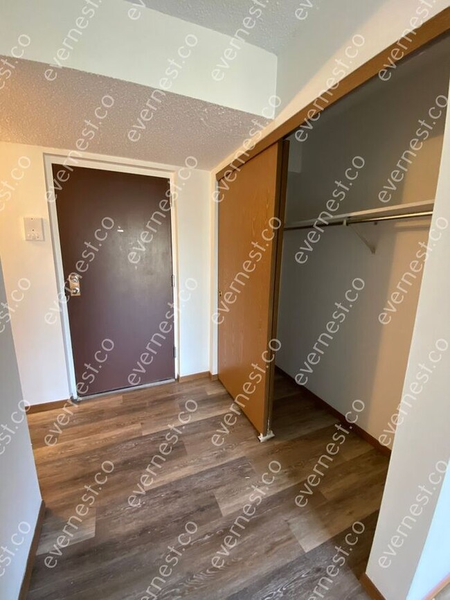 Building Photo - 4145 Karl Rd