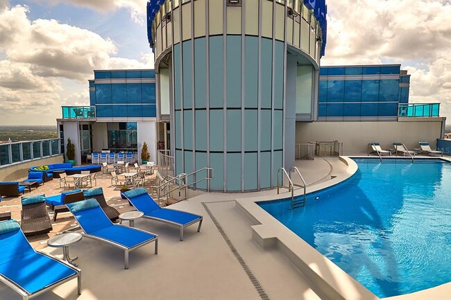 Building Photo - 111 E Washington St