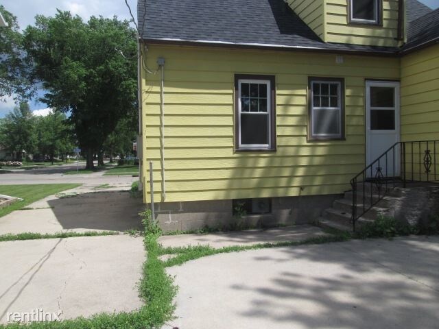 Building Photo - 3 br, 2 bath House - 1406 S 10th St