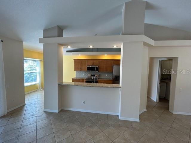 Foto del edificio - 285 Marquette Rd