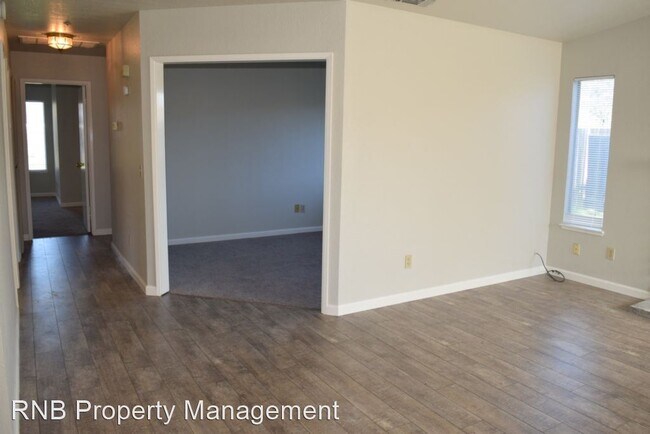 Building Photo - 4 br, 2 bath House - 593 Oakborough Avenue