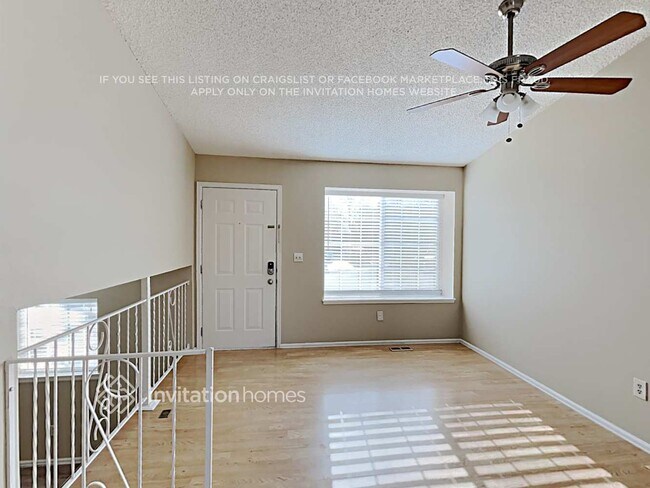 Foto del edificio - 18821 E Oregon Dr