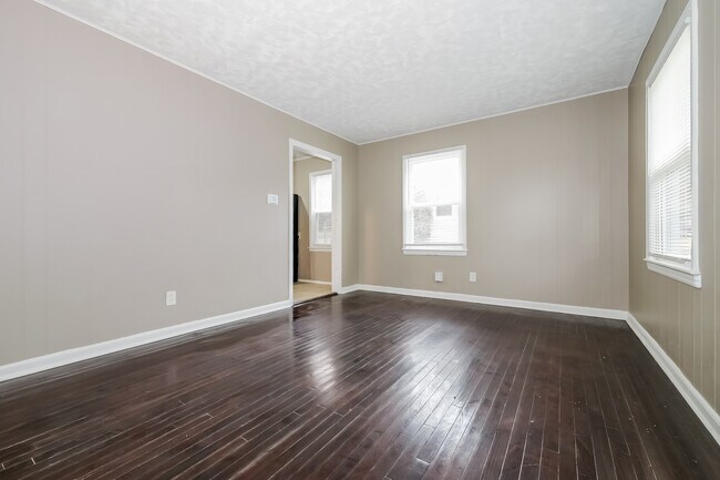 Foto del edificio - 1608 W Sheley Rd