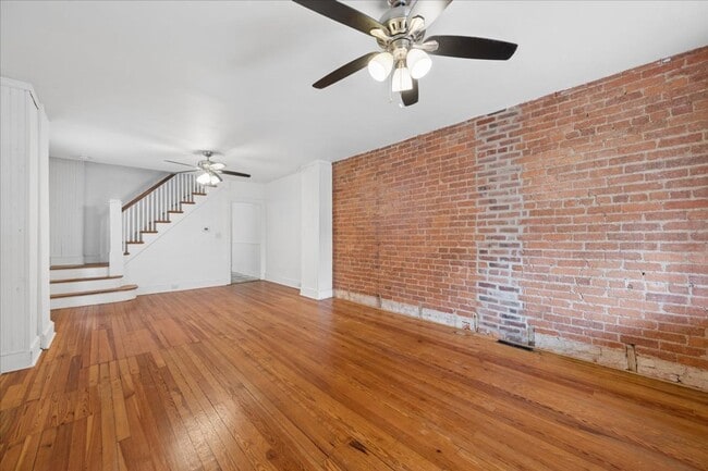 Foto del edificio - 346 Madison St