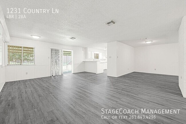 Foto del edificio - 1231 Country Ln
