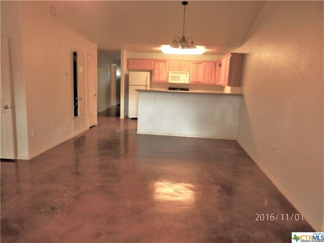 Building Photo - 954 Potthast Dr