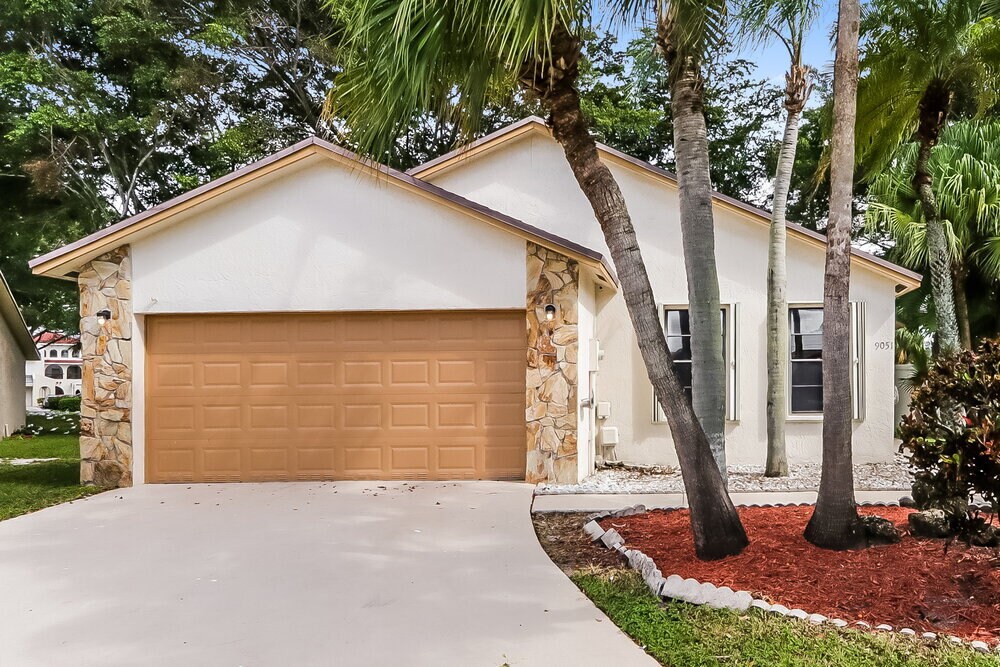 Foto principal - 9051 Chatsworth Cascades Cir