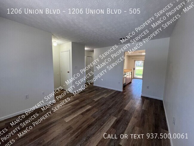 Foto del edificio - 1206 Union Blvd