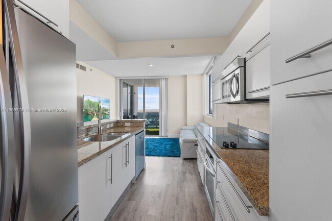 Foto del edificio - 2641 N Flamingo Rd