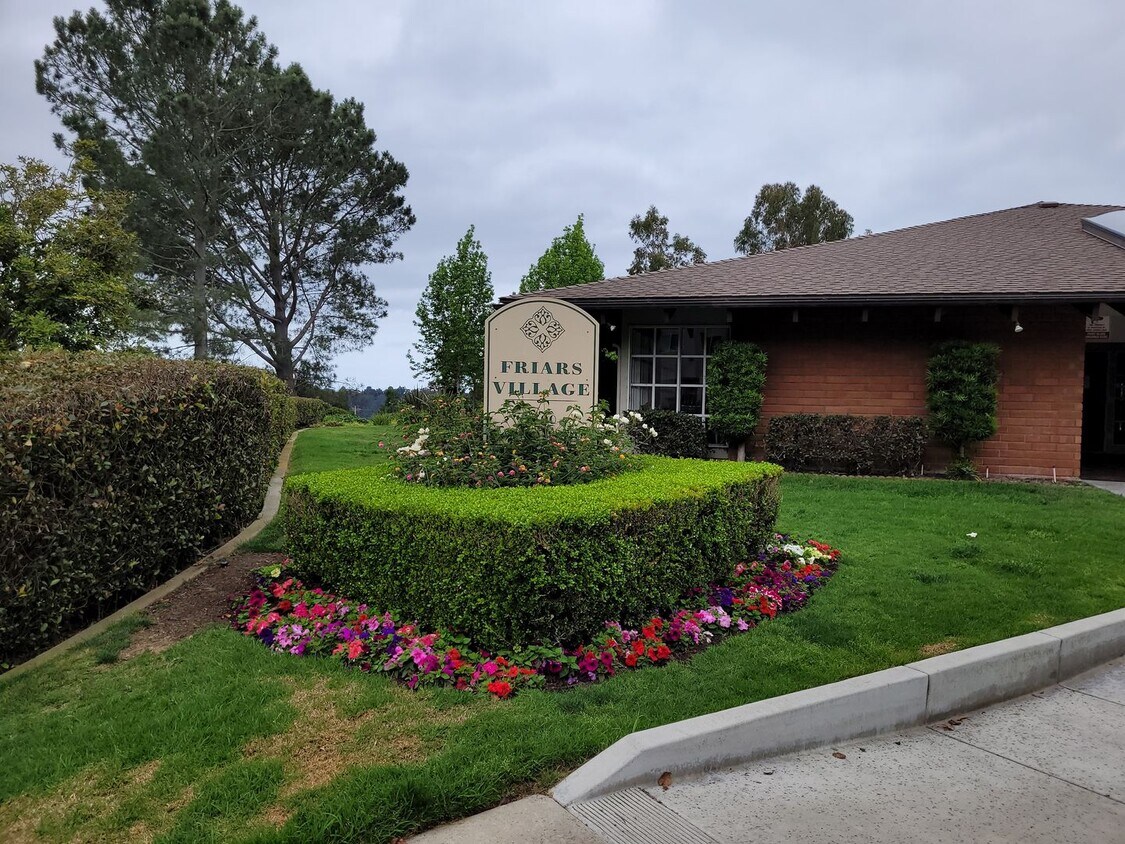 Foto principal - Friars Village - close to USD and Fashion ...
