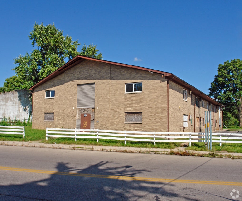 2215 Germantown St, Dayton, OH 45417 Apartments in Dayton, OH