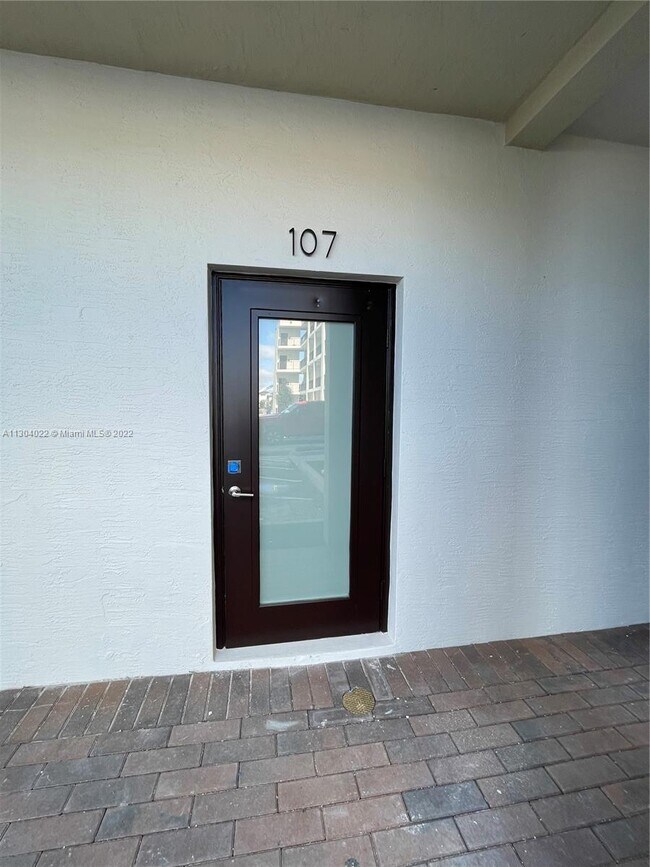 Foto del edificio - 8265 NW 41st St