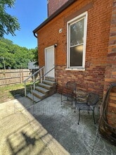 Building Photo - 2153 Loth St