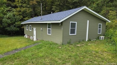Building Photo - 41 Old Greenville Turnpike