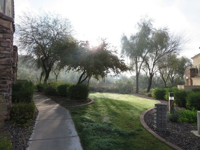 Building Photo - 7445 E Eagle Crest Dr