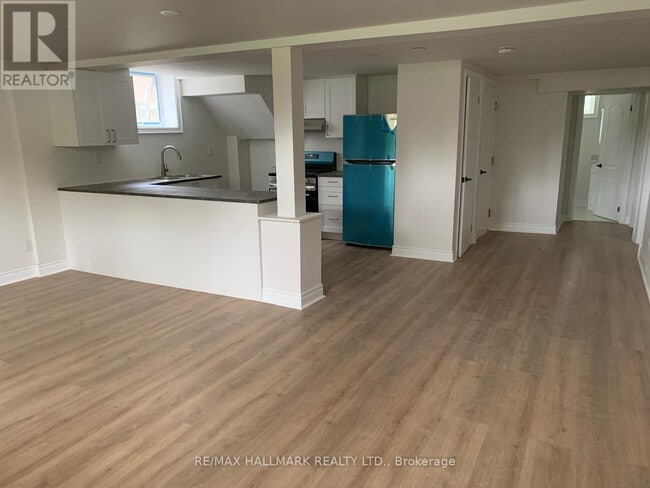 Building Photo - 51 Aurora Heights Dr