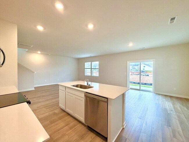 Foto del edificio - 913 Moray Ln