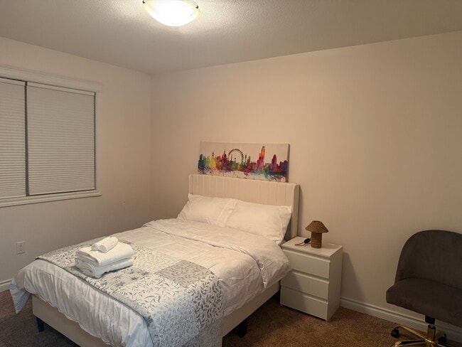 Photo du bâtiment - 110 105th St W